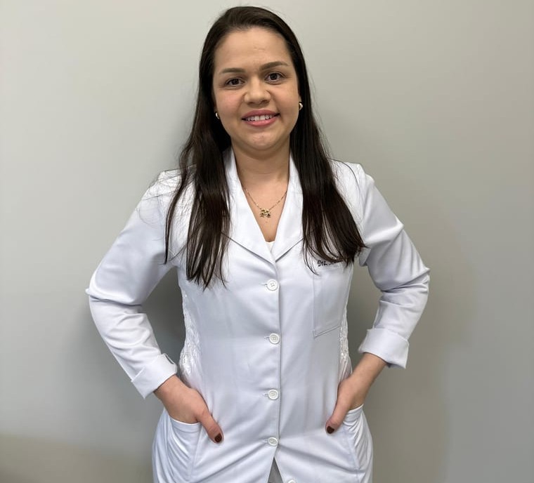 Dra. Michelle Santos Garcia Coelho