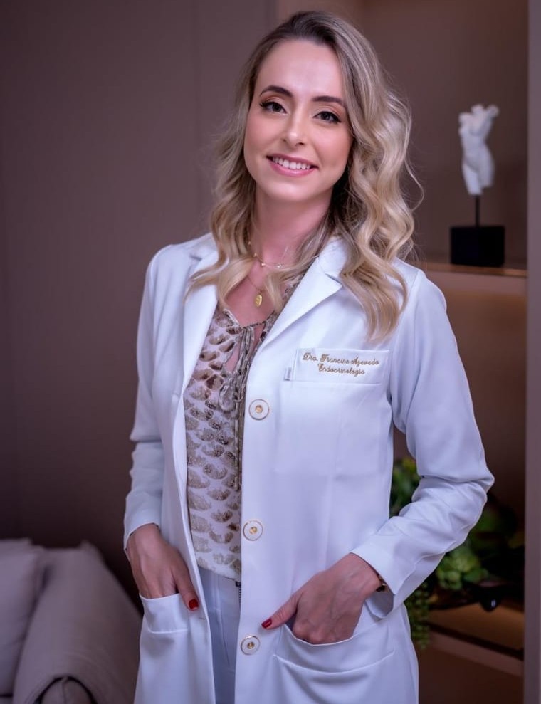 Dra. Francine Azevedo