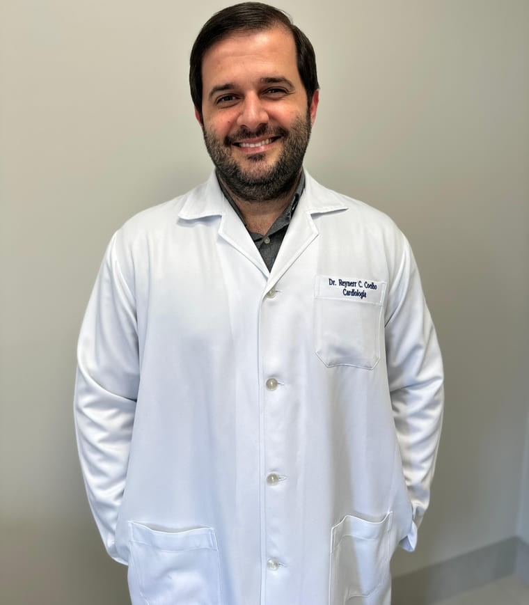 Dr. Reynerr César Coelho